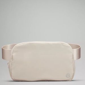 NWT White/Pearl Lululemon Belt Bag